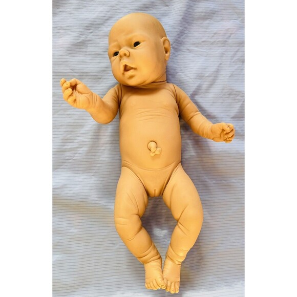 Anatomically Correct Jesmar Newborn Baby Doll Girl Made In Spain Two Outfits - Picture 4 of 16